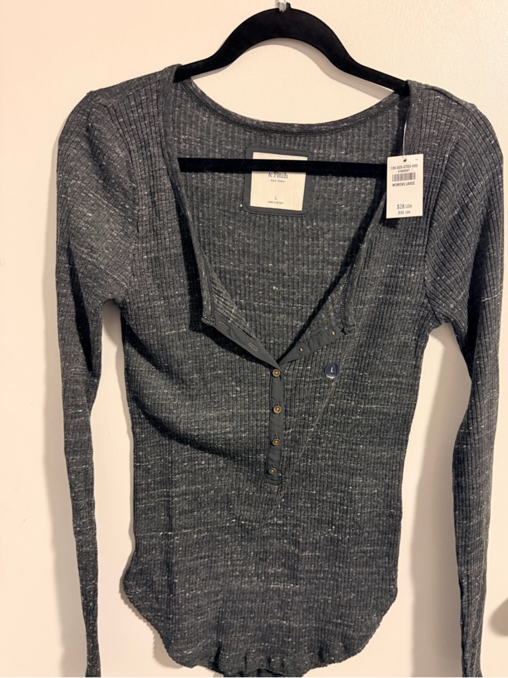 Abercrombie and Fitch Women’s Gray Ribbed Henley Long-Sleeve Top